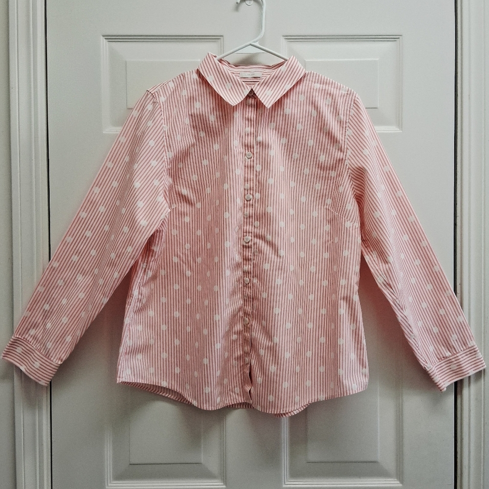Chico's No Iron Button Front Top Polkadots Stripes Pink Size 2 Coastal Preppy